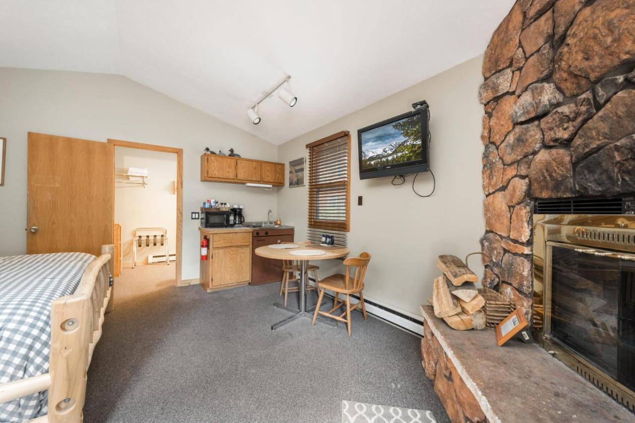 4 Seasons Inn On Fall River Estes Park Eksteriør billede